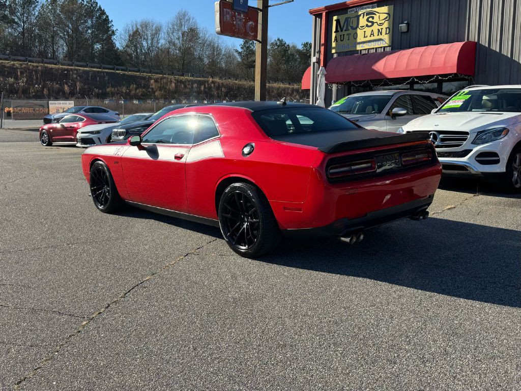 2017 Dodge Challenger Image 24