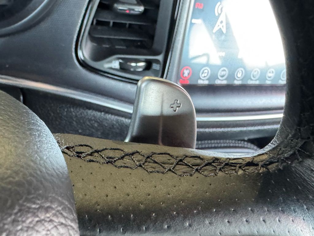 2017 Dodge Challenger Image 46