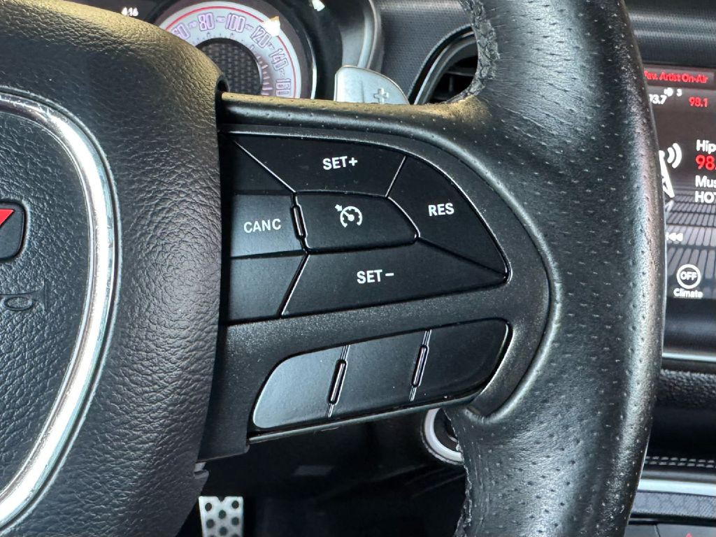 2017 Dodge Challenger Image 47