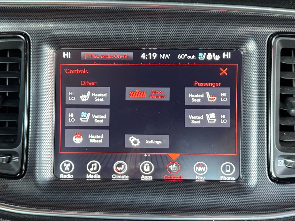 2017 Dodge Challenger Image 64