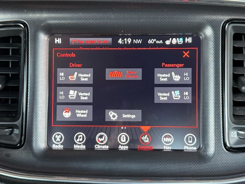 2017 Dodge Challenger Image 65