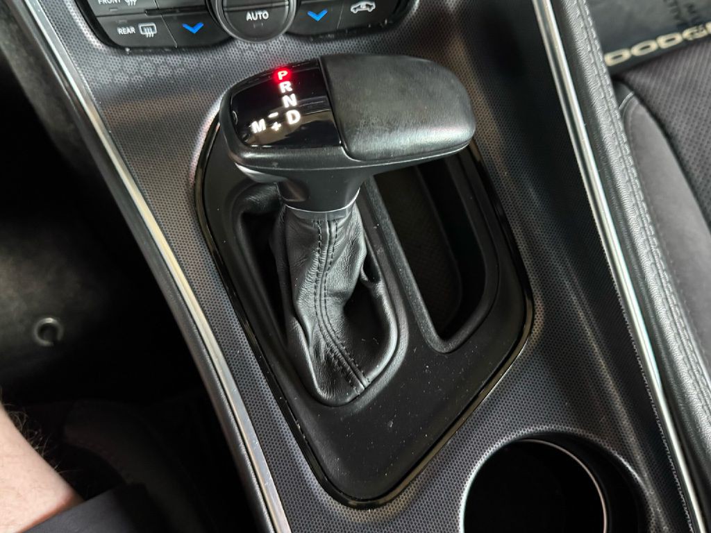 2017 Dodge Challenger Image 70