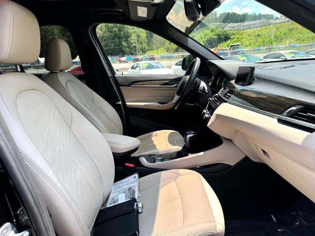 2019 BMW X1 Image 8