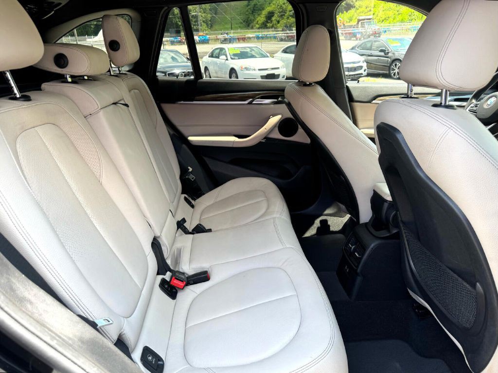 2019 BMW X1 Image 11