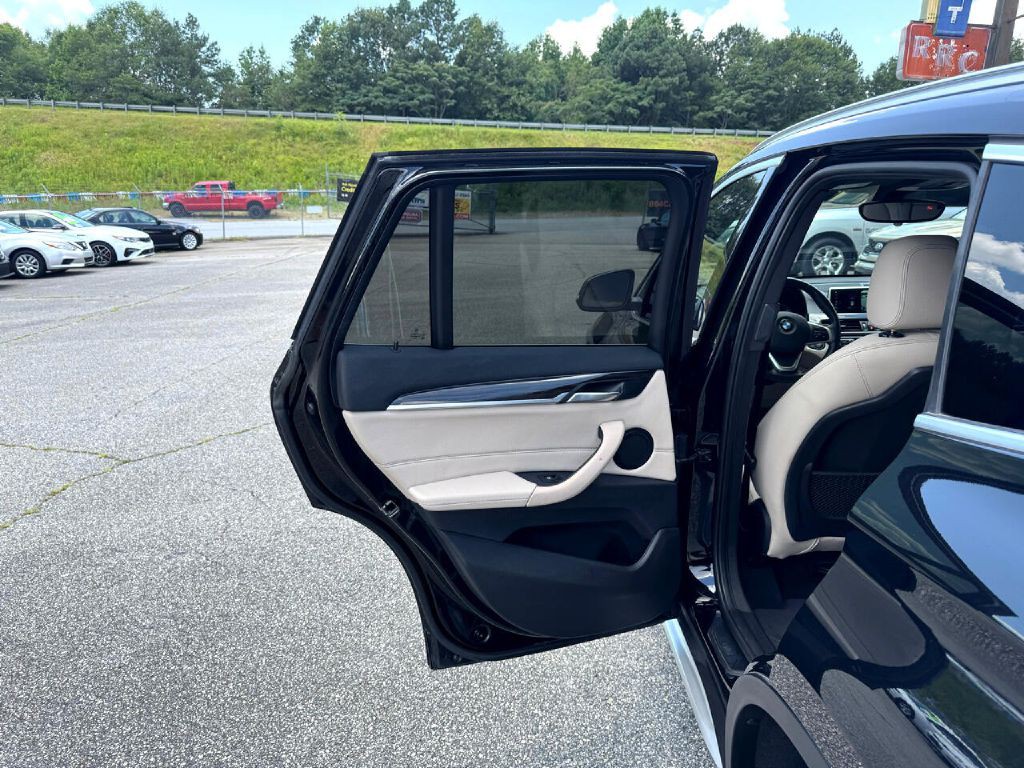 2019 BMW X1 Image 23