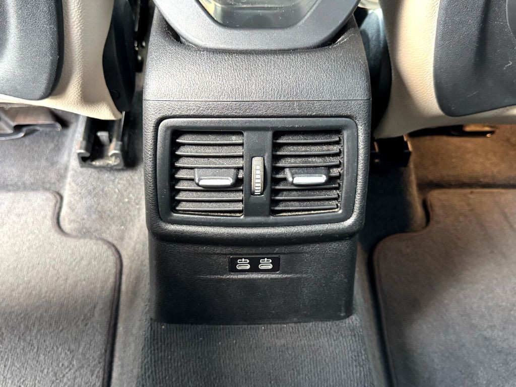 2019 BMW X1 Image 25