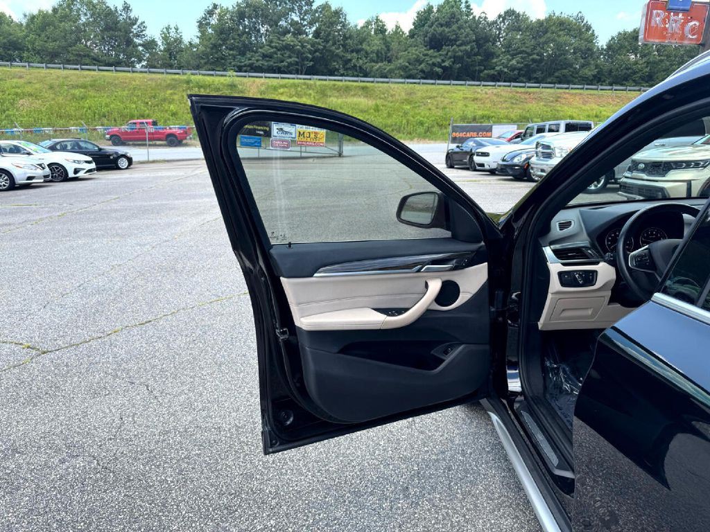 2019 BMW X1 Image 27