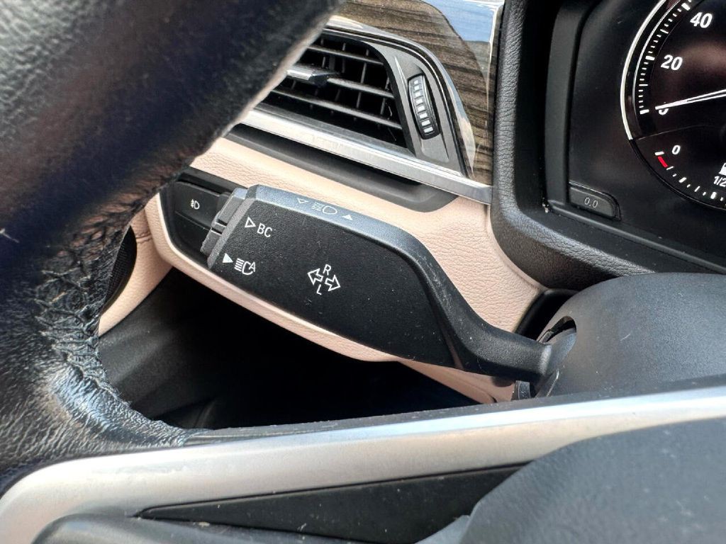 2019 BMW X1 Image 40