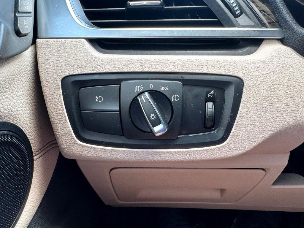 2019 BMW X1 Image 42