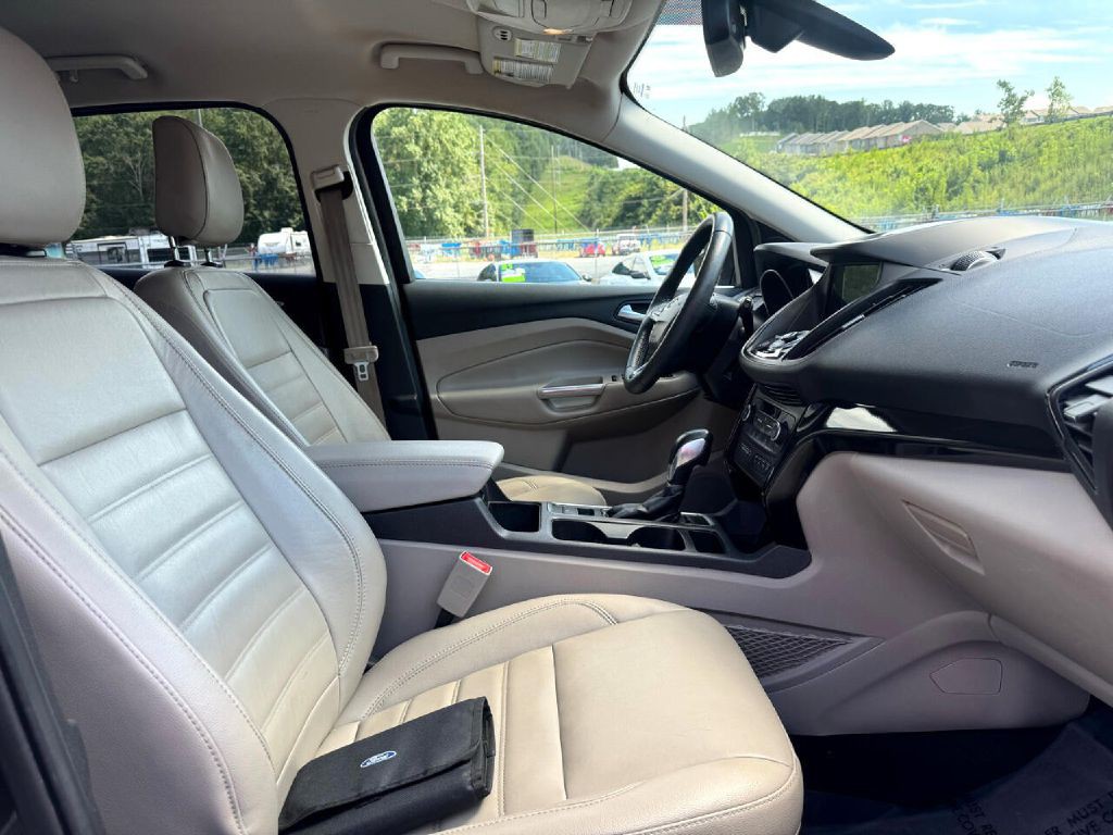 2018 Ford Escape Image 9