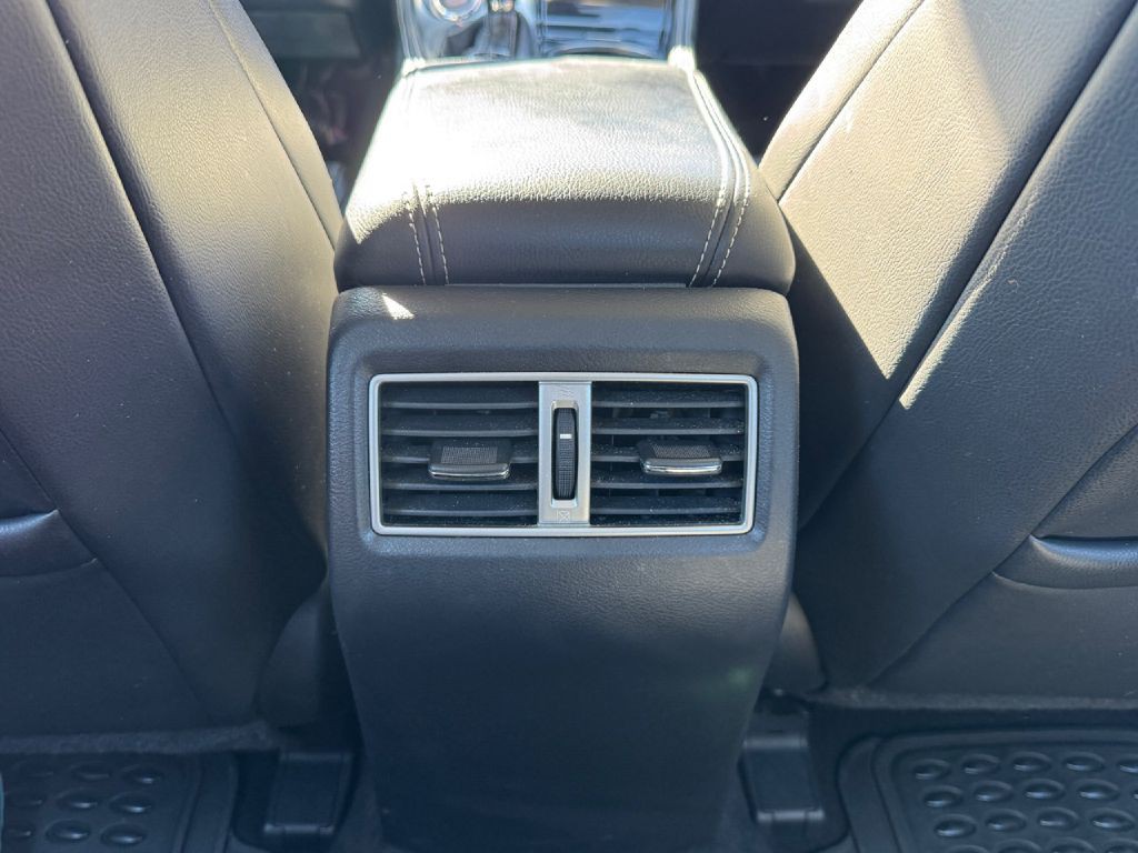 2021 Nissan Maxima Image 24