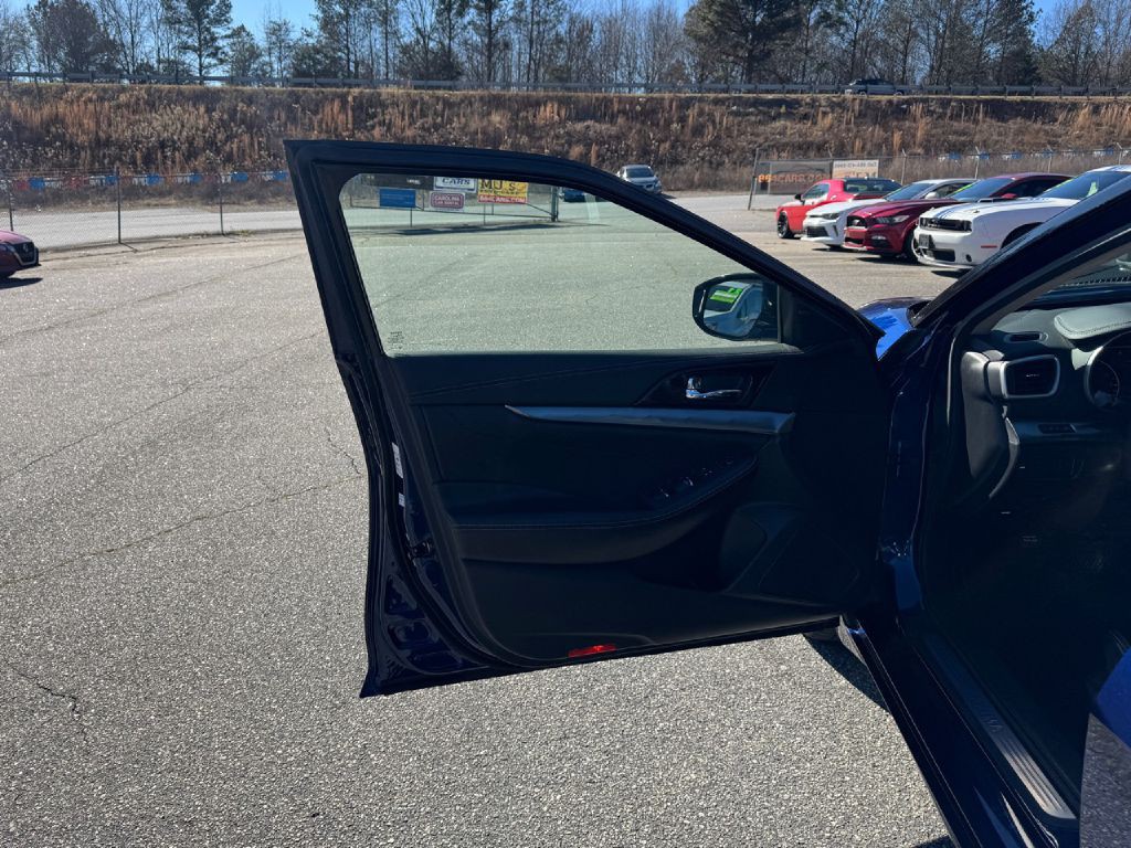 2021 Nissan Maxima Image 26