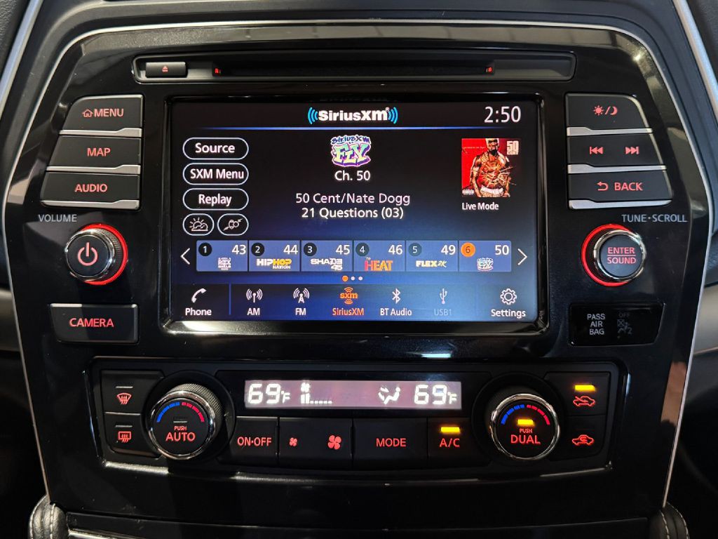 2021 Nissan Maxima Image 43