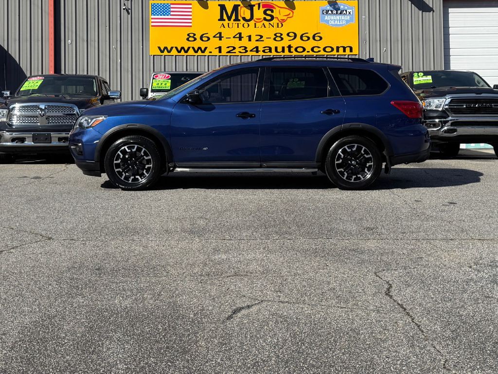 2019 Nissan Pathfinder Image 2