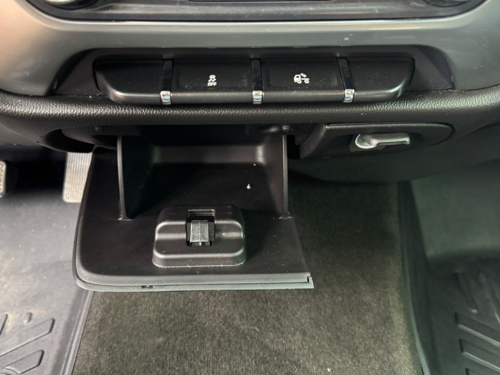 2014 Chevrolet Silverado 1500 Image 63