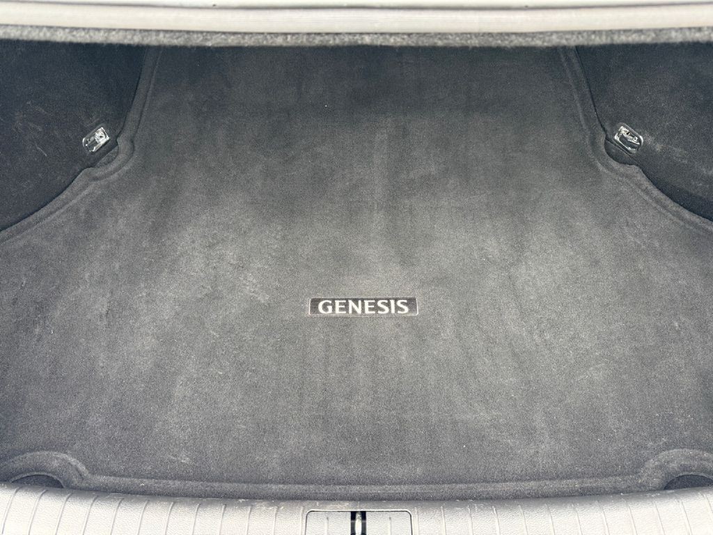 2018 Genesis G80 Image 20