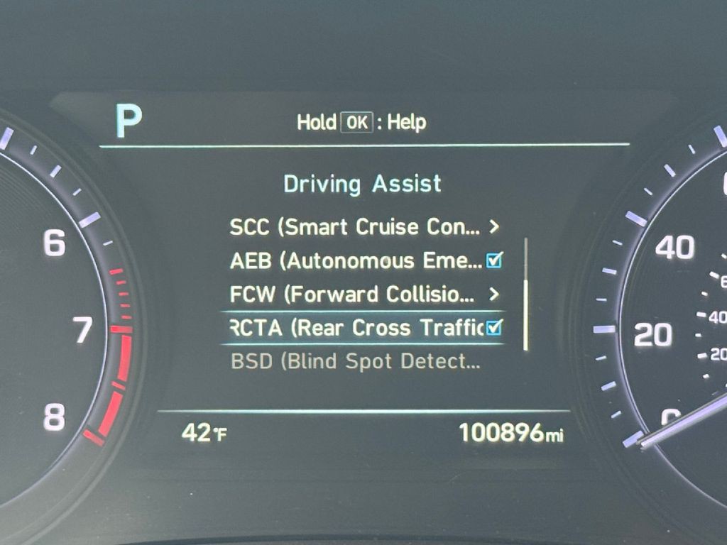 2018 Genesis G80 Image 43