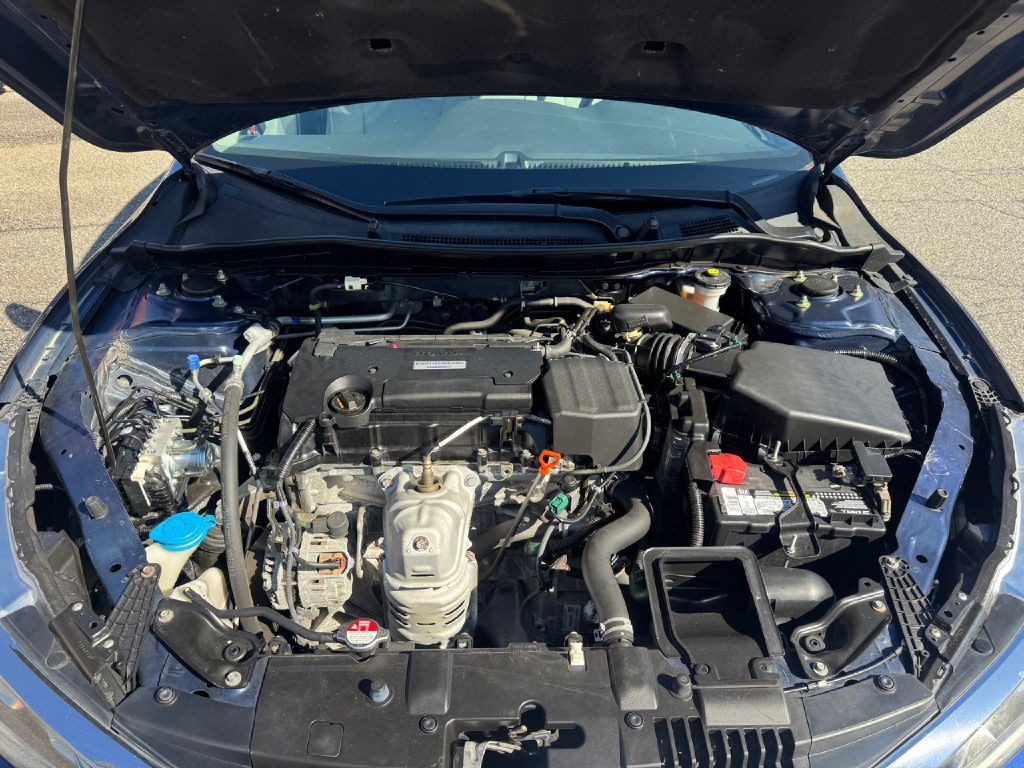 2017 Honda Accord Image 3