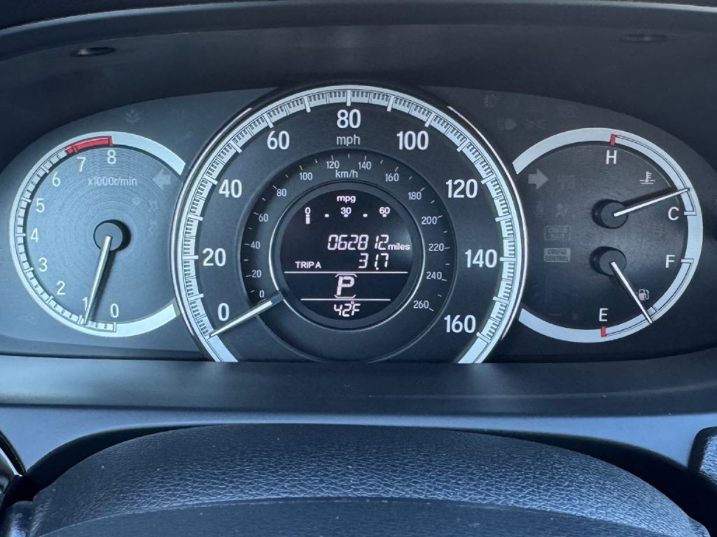 2017 Honda Accord Image 29