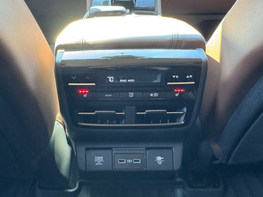 2022 Acura MDX Image 33