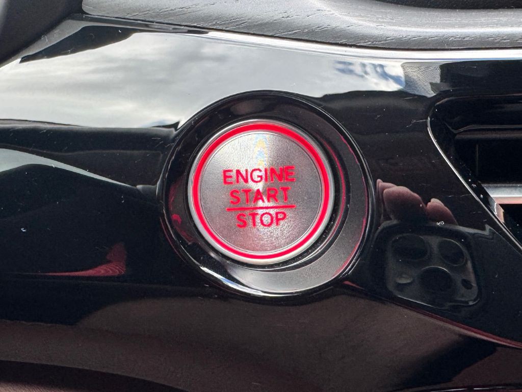 2022 Acura MDX Image 61