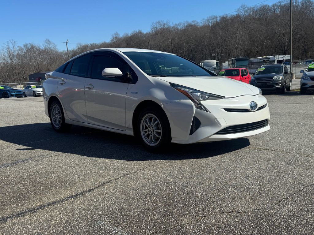 2017 Toyota Prius Image 5