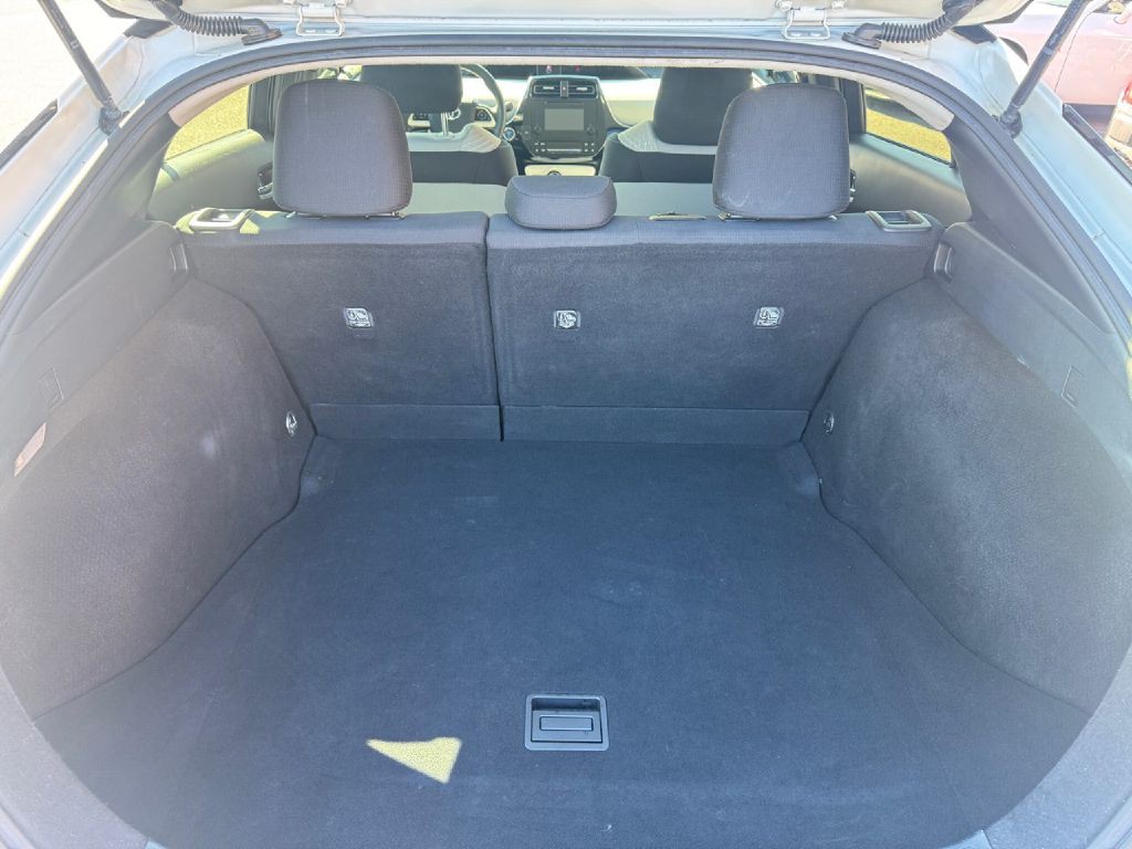 2017 Toyota Prius Image 15