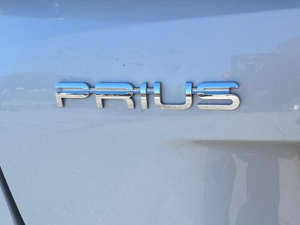 2017 Toyota Prius Image 19