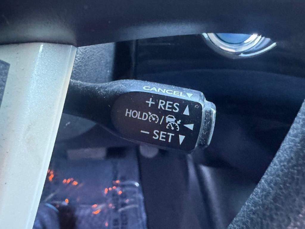 2017 Toyota Prius Image 41