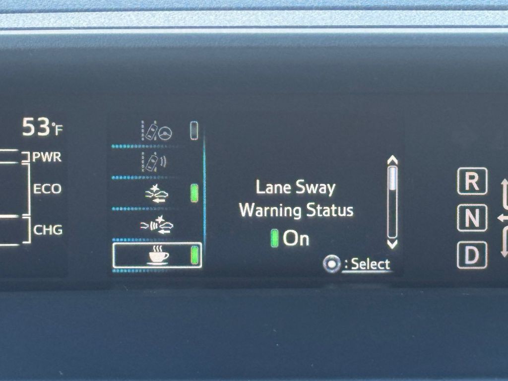 2017 Toyota Prius Image 48