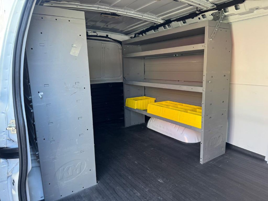 2021 Chevrolet Express Image 17