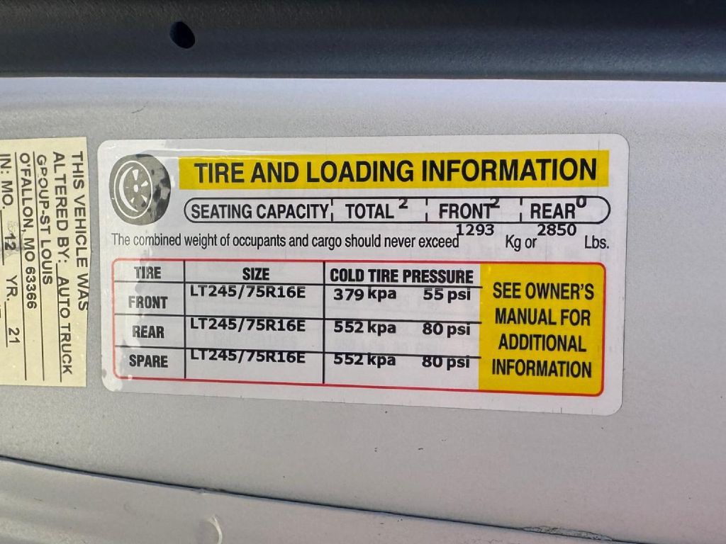 2021 Chevrolet Express Image 33