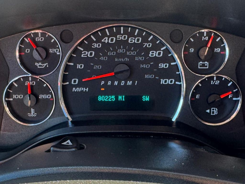 2021 Chevrolet Express Image 36