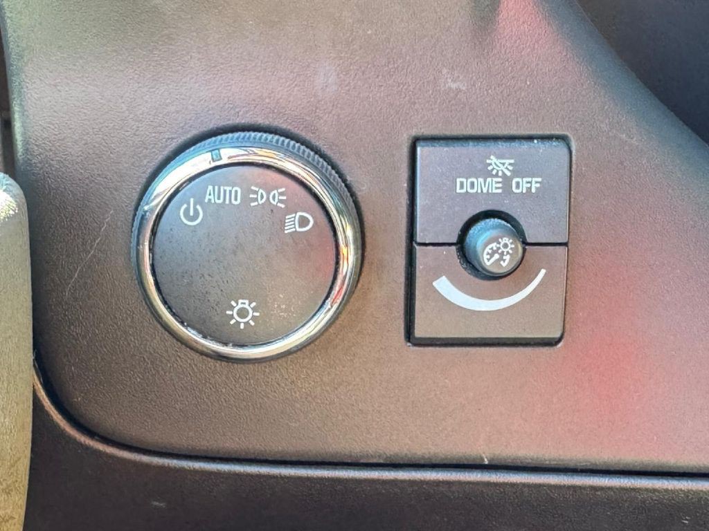 2021 Chevrolet Express Image 42