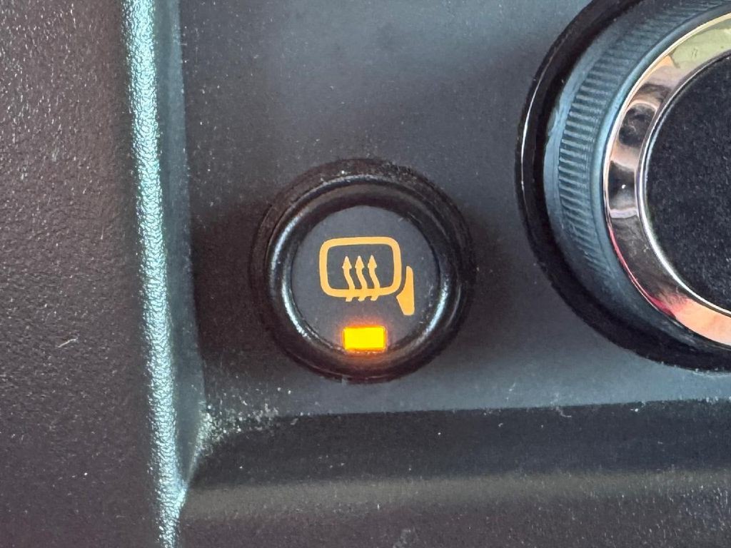 2021 Chevrolet Express Image 47