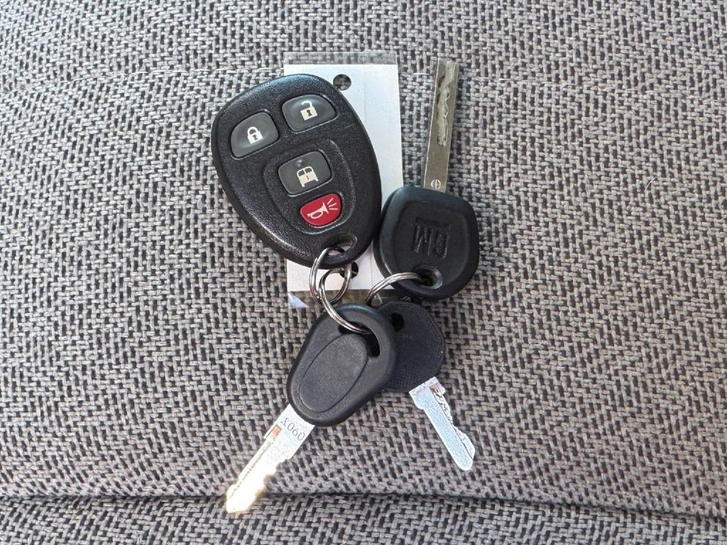 2021 Chevrolet Express Image 54