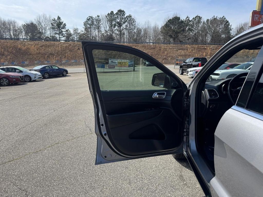 2020 Jeep Grand Cherokee Image 29