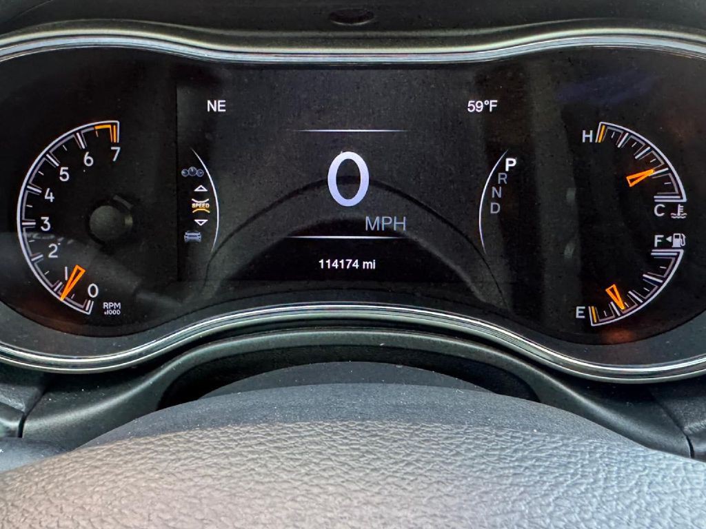 2020 Jeep Grand Cherokee Image 38