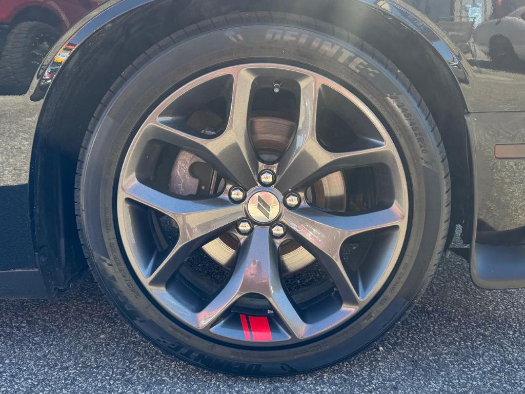 2019 Dodge Challenger Image 9