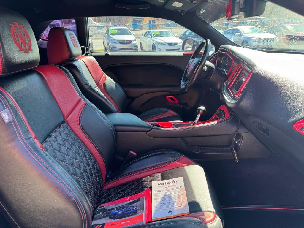 2019 Dodge Challenger Image 14