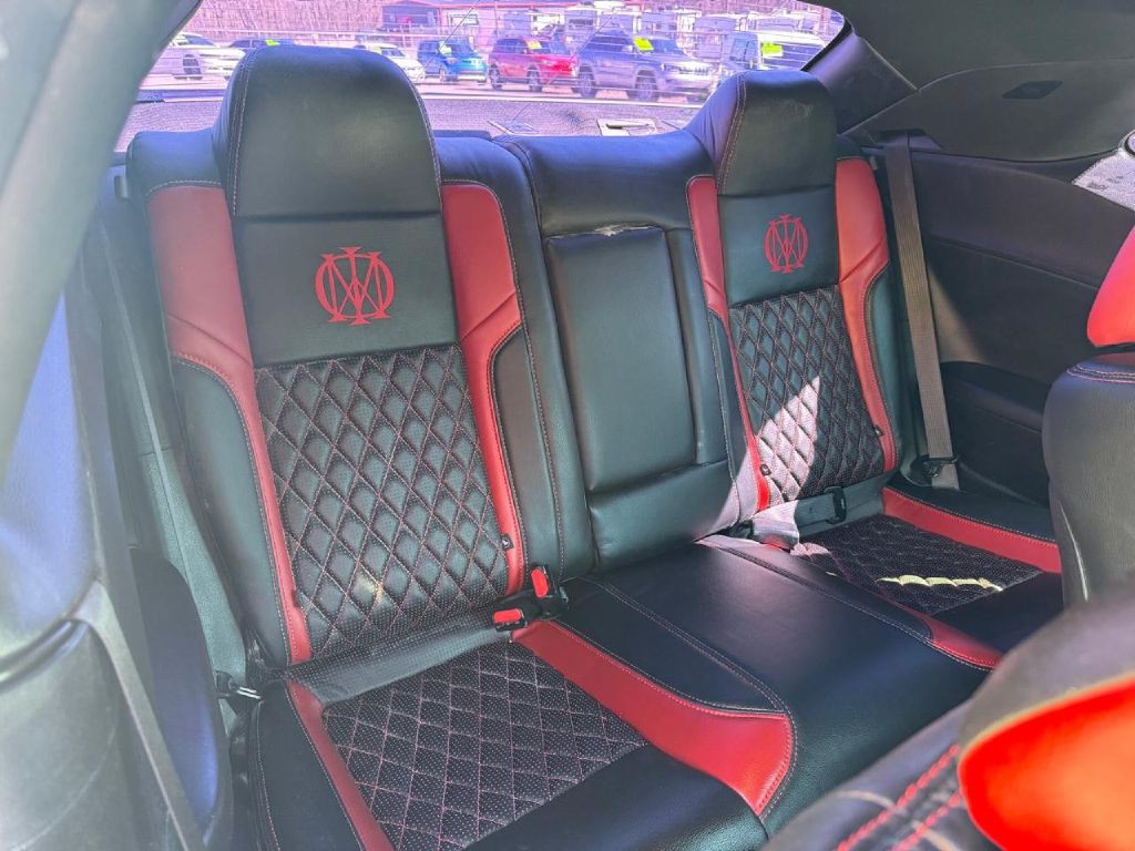 2019 Dodge Challenger Image 19