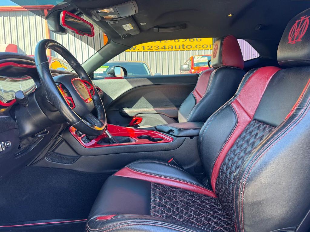 2019 Dodge Challenger Image 37