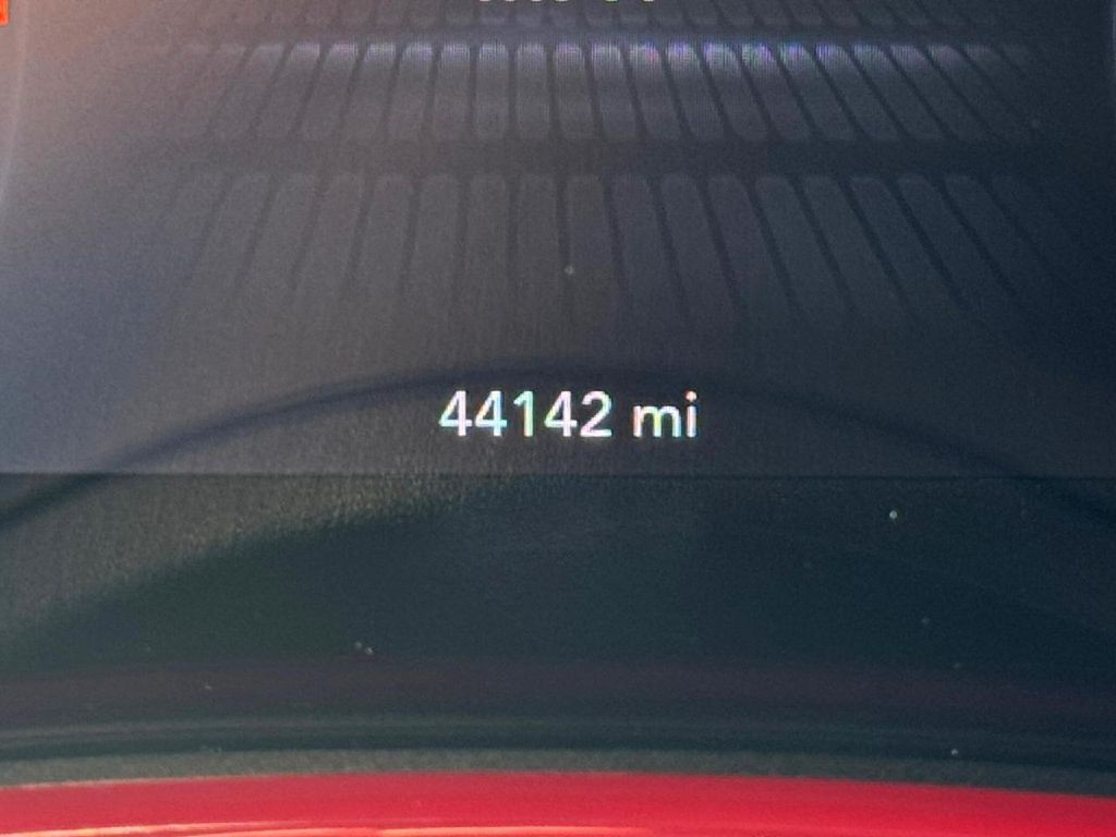 2019 Dodge Challenger Image 40