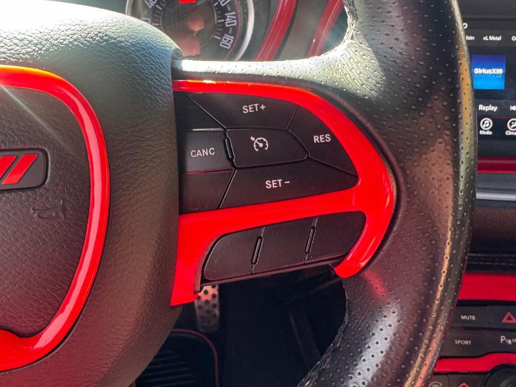 2019 Dodge Challenger Image 45