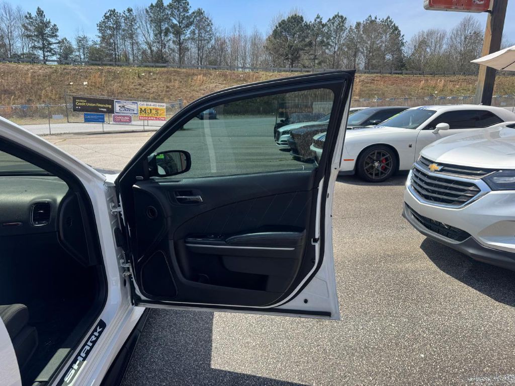 2019 Dodge Charger Image 10