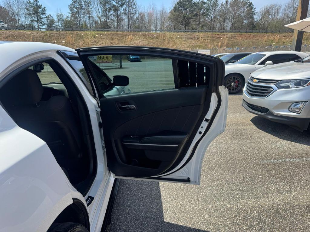 2019 Dodge Charger Image 14