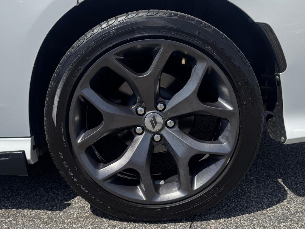 2019 Dodge Charger Image 24