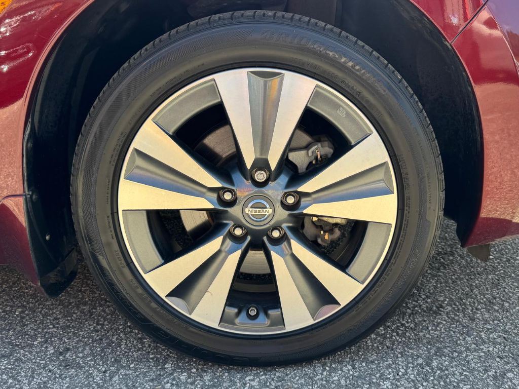 2017 Nissan Leaf Image 7