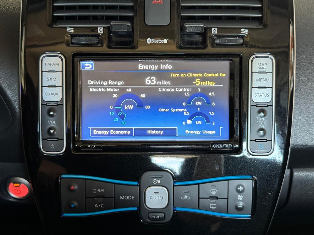 2017 Nissan Leaf Image 49