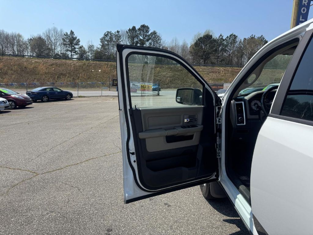 2011 Dodge Ram 1500 Image 32